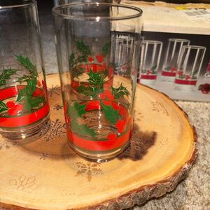 Vintage 11 pc Libbey Holly & Berries Holiday 16 oz coolers